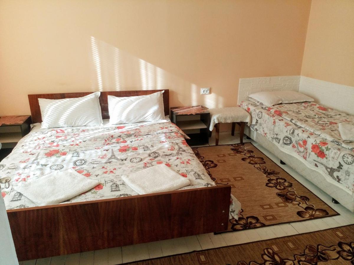 Guest House Emiliya Ovchartsi  ภายนอก รูปภาพ
