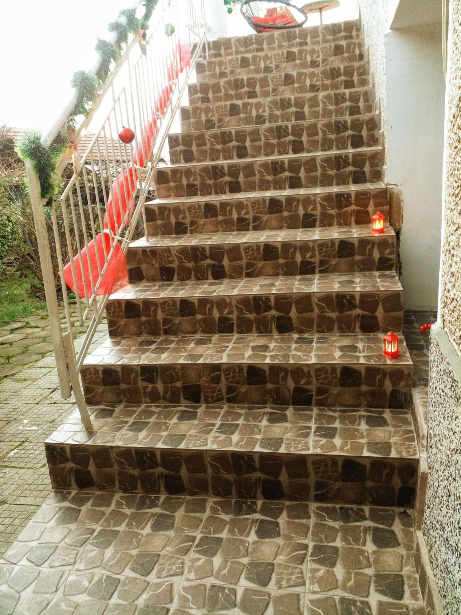 Guest House Emiliya Ovchartsi  ภายนอก รูปภาพ