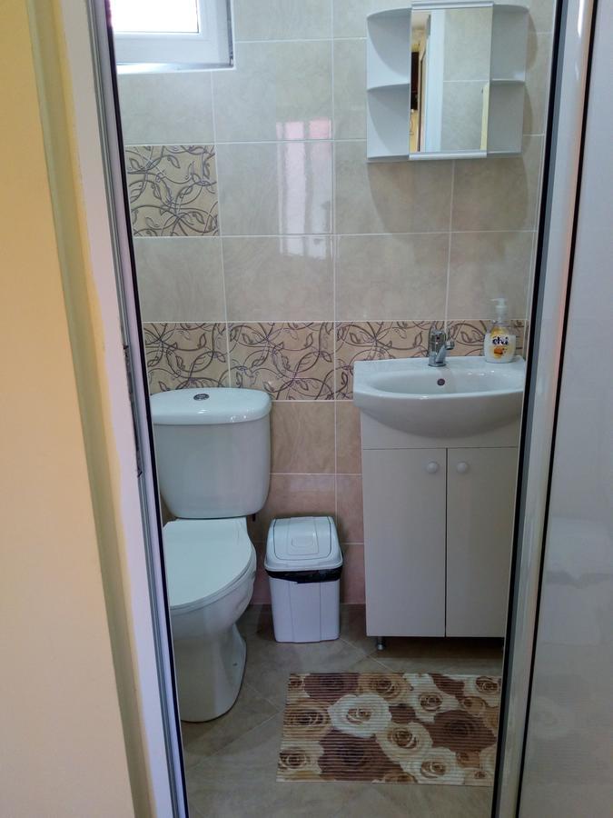 Guest House Emiliya Ovchartsi  ภายนอก รูปภาพ