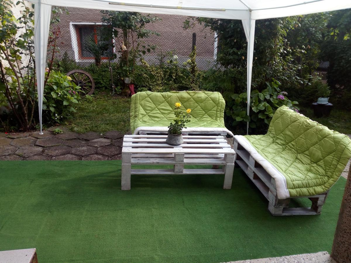 Guest House Emiliya Ovchartsi  ภายนอก รูปภาพ
